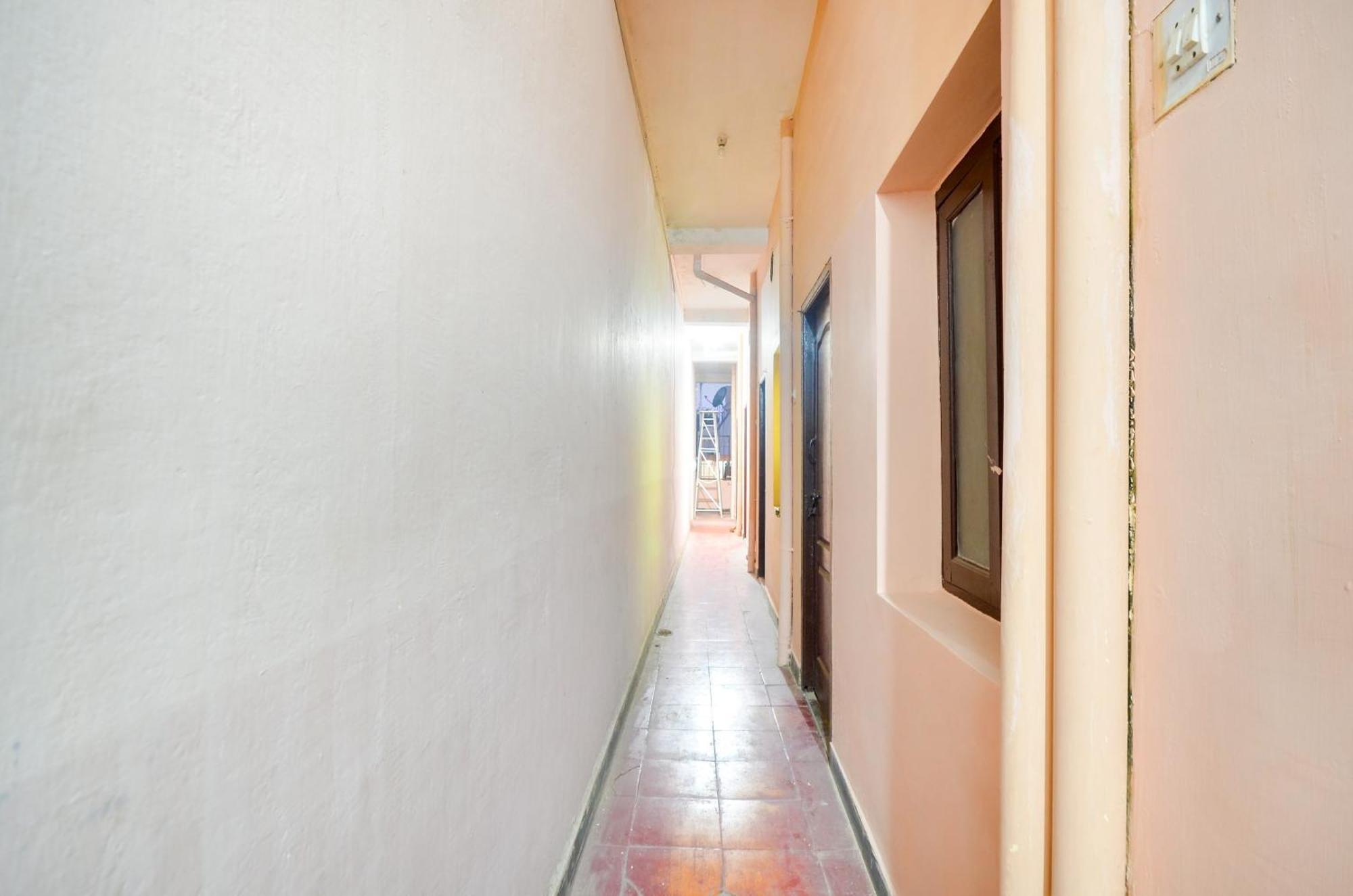 Hotel O Sri Murugan Lodge Coimbatore Zewnętrze zdjęcie